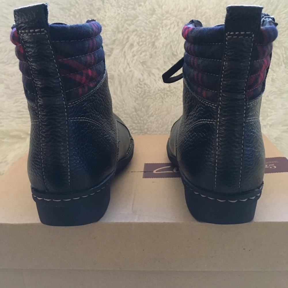 Clarks Whistle Bea ankle boots - Picture 5 of 8